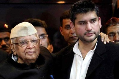 Delhi Police Files Charge Sheet Against Wife in Rohit Shekhar Tiwari's Murder Case