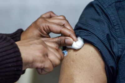 'It's Like Aadhar Card': Tamil Nadu Health Secy on Covid-19 Vaccination Drive After Getting the Jab