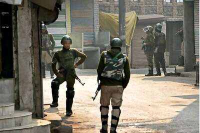 Restrictions Imposed in Srinagar to Prevent Separatist Protest March