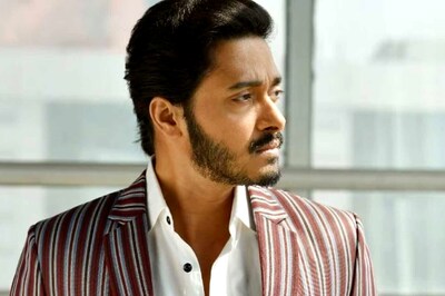 Shreyas Talpade Apologises For Stamping On Om Sign In 2012 Film