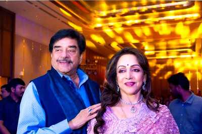 Hema Malini Wishes Shatrughan Sinha On His birthday With A Sweet Note: 'We Go Back Many Years In Time...'