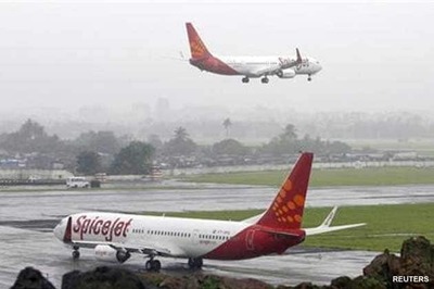 Will supply fuel only on immediate payment: Oil companies to Spicejet