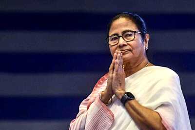 Bengal CM Mamata Says Past Injuries Continue to Dog Her, but She Doesn't Let Pain Affect Work