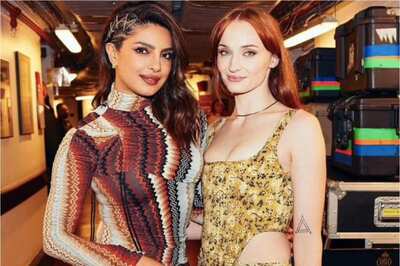Priyanka Chopra Reunites With Sister-In-Law Sophie Turner At Jonas Brothers' London Concert