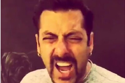 Shah Rukh and Aamir are my friends, proclaims Salman Khan on Twitter