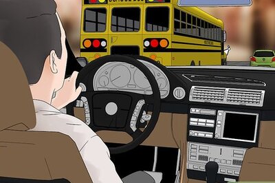 How to Share the Road With School Buses