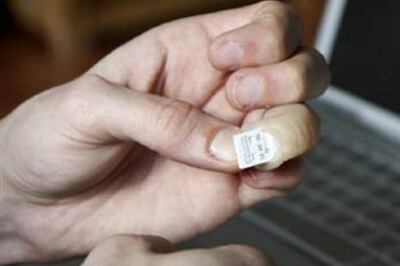 Finnish man installs his memory in his finger