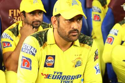 MS Dhoni Undergoes Successful Knee Surgery in Mumbai