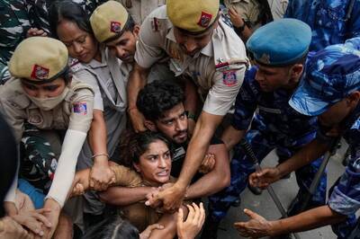 TMC MPs Walk Out of Par Panel Meeting After Issue of Wrestlers Protest Deemed Outside Purview of Meet