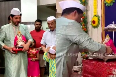 Swapnil Joshi Welcomes Lord Ganesha at Home, Opts For Panchadhatu Idol