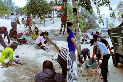 In Pics: Bengaluru IT Workers And Students Fix Roads Neglected By Authorities
