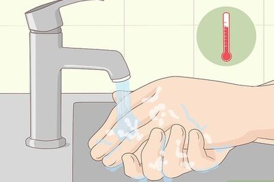 How to Insert a Tampon Without Applicator