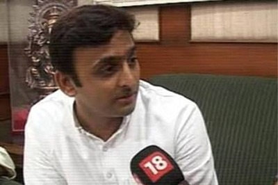 Akhilesh Yadav instructs officials to monitor situation in Saharanpur