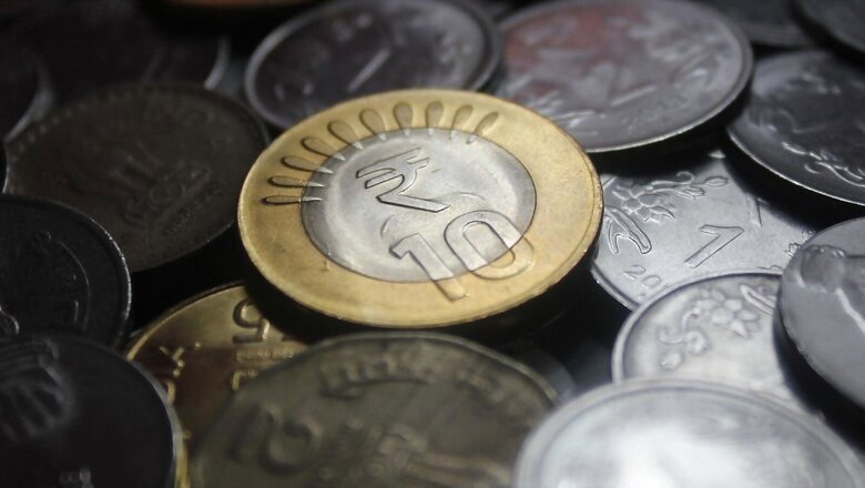 Rupee Falls 9 Paise to 79.04 Against US Dollar in Early Trade