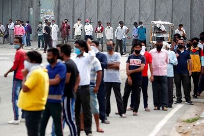 Choose GST or Cut Red Tape, But States Must Agree on Online Sale of Liquor in These Desperate Times