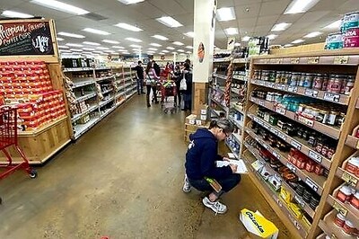 U.S. consumer prices accelerate in July; inflation remains under control