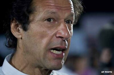 Pak: Imran to cooperate with Sharif to tackle terrorism