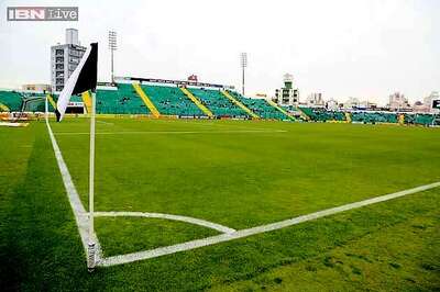 Kerala Blasters sign defenders McAllister, Falvey, Saumik for ISL