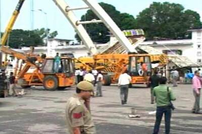 Army rebuilds collapsed footbridge in 4 days flat