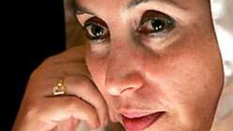 Minutes before death, Benazir wanted to call Sharif