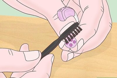 How to Remove Ear Wax from a Hearing Aid