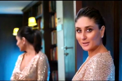 Kareena Kapoor Khan Looks Stunning as She Flaunts Baby Bump in a Shimmery Dress