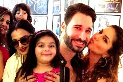 Sunny Leone, Rekha, Alia Bhatt and other celebrities attend Dabboo Ratnani's calendar launch