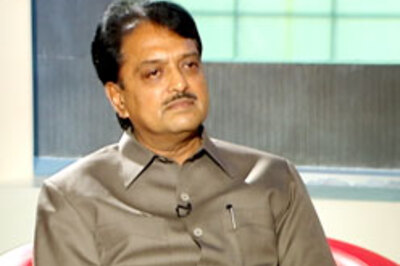 No-confidence vote against Deshmukh
