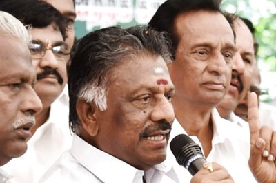 How Panneerselvam’s Claim on Jayalalithaa’s Death is Turning Out to be a Zero-Sum Game for Him