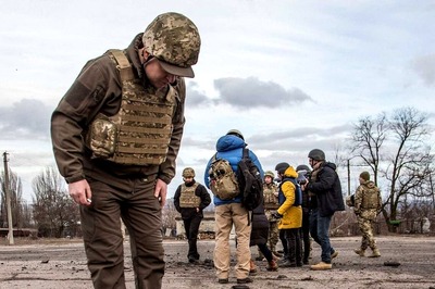 News18 Evening Digest: 18 Killed Near Ukraine's Odessa; Biden Sanctions Russia & Other Top Stories