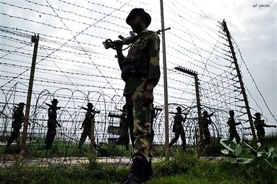 Pak troops violate ceasefire in J&K's Poonch sector