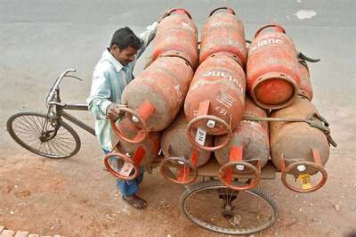 Govt Hikes LPG Price by Rs 2.71 per Cylinder, to Cost Rs 493 in Delhi