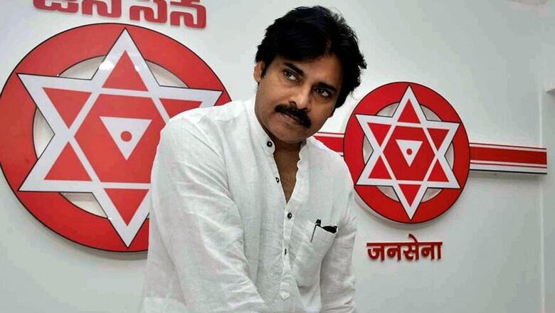 Telugu Film Actress Accuses Pawan Kalyan of Exploiting Girls, Says His Fans Threatening Her