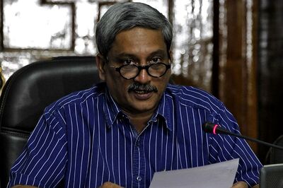 UPA Must Answer Who Got Kickbacks in Agusta Deal: Parrikar