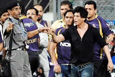 SRK brawl: Wankhede guard fears for his life