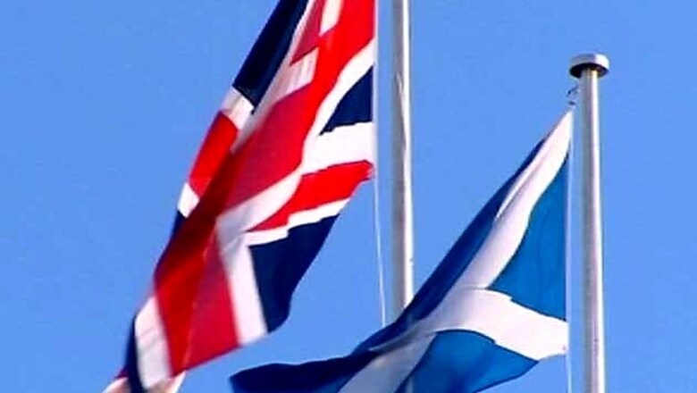 'Yes' or 'No' to United Kingdom, Scotland to decide today