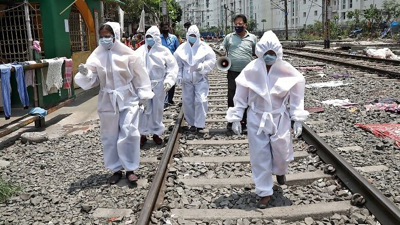 Prevent People from Walking along Rail Tracks: Ghaziabad Admin to Police, Public Representatives