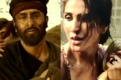Ranbir-Vaani's 'Invisible' Baby in Shamshera Goof-up Has Twitter in Splits