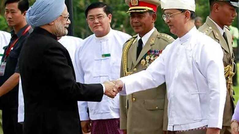 PM meets Myanmar President in a landmark visit