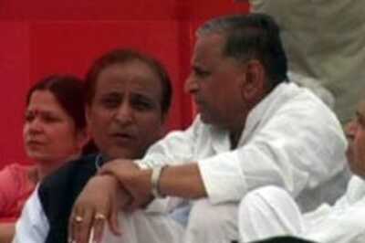 Mulayam agrees to CBI probe for Nithari