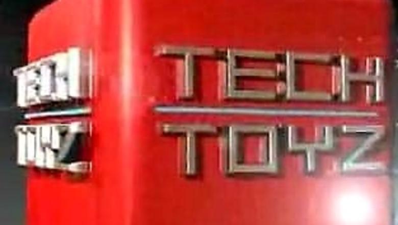  Chat: BlackBerry or Iphone - which one's smarter?