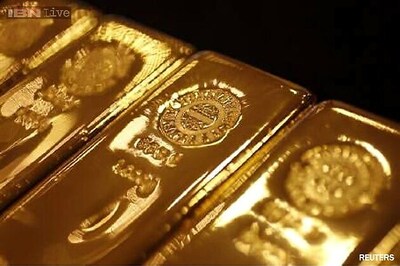 Gold worth Rs 24 lakh seized from passenger