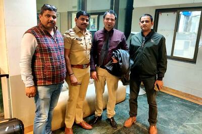 Dr Kafeel Khan Arrested by UP STF in Mumbai for Making 'Inflammatory' Remarks at Anti-CAA Rally in Aligarh