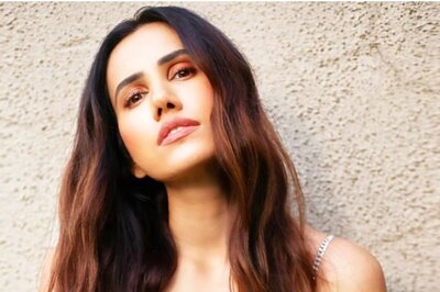 Sonalli Seygall Shares Her Fitness Mantra: Have Some Sort of Physical Activity Every Day