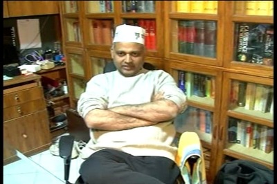 Criminals helping Somnath Bharti evade arrest: Police