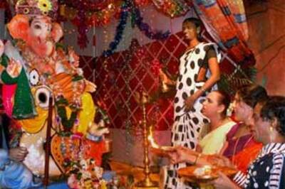 Eunuch seeks right to vote in Maharashtra polls