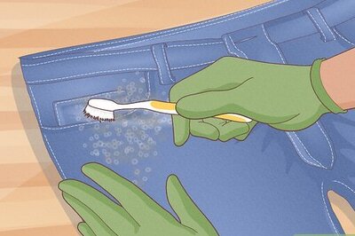 How to Remove Mold From Clothing