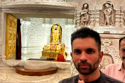 South Africa's Keshav Maharaj Visits Ram Mandir in Ayodhya to Seek Blessings