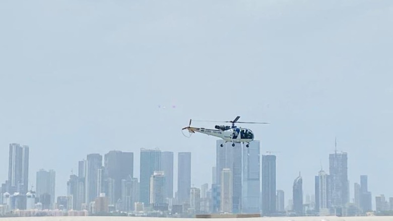 Mumbai: Man Jumps Off Bandra-Worli Sea Link; Navy Deploys Chopper For Search Ops | Watch