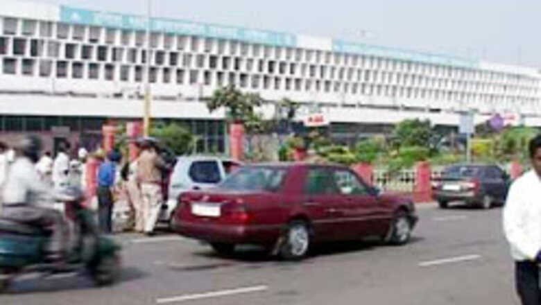 NRI kills wife in US, held in Delhi